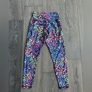 Pawlie Dynamic Active Pocket Legging in Vivid Leopard Print Size Small